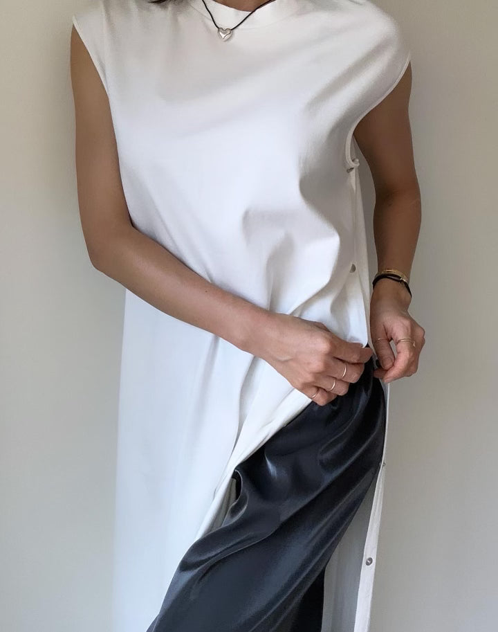 One Side Slit Snap Detail Dress (PAPERMOON)