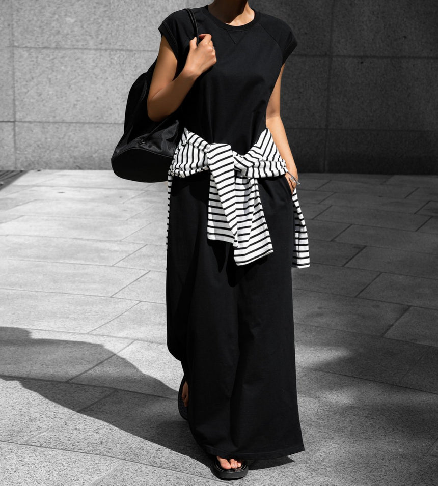 Raglan Sleeve Side Slit Maxi Dress (PAPERMOON)